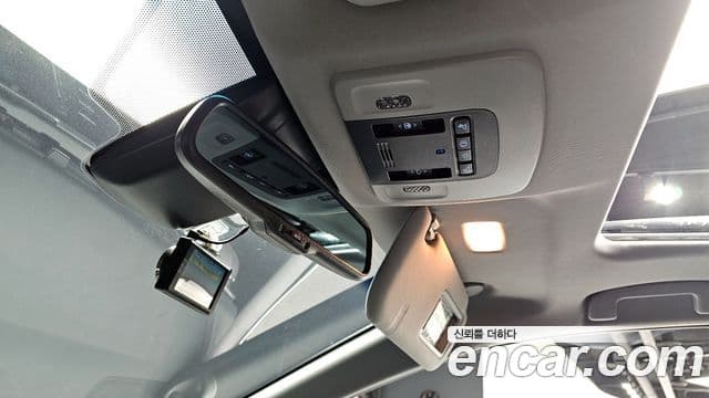 Toyota 캠리 (XV70), 2019 20