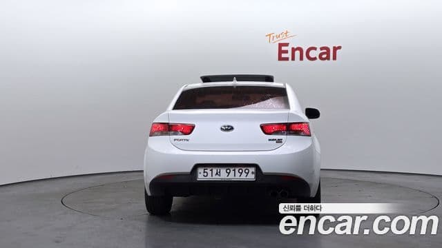 Kia Forte купе Prestige, 2011 4