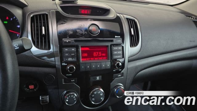 Kia Forte купе Prestige, 2011 14