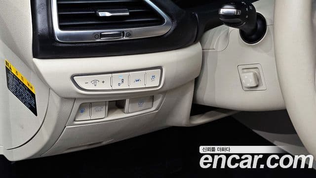 Genesis G90 Luxury, 2019 16