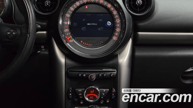 Mini Cooper D Countryman 1세대, 2016 14