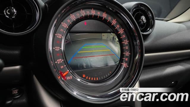 Mini Cooper D Countryman 1세대, 2016 15