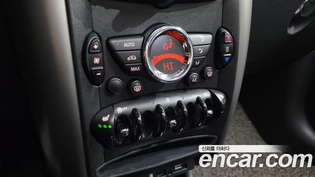 Mini Cooper D Countryman 1세대, 2016 16