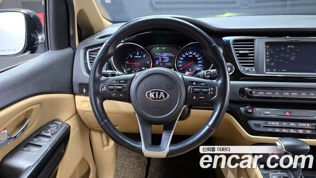 Kia The / новый New Carnival Prestige High Roof, 2020 13