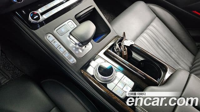 Genesis G90 Premium Luxury, 2019 9