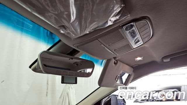 Genesis G90 Premium Luxury, 2019 19