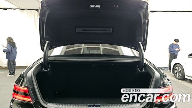 Genesis G90 Premium Luxury, 2019 20