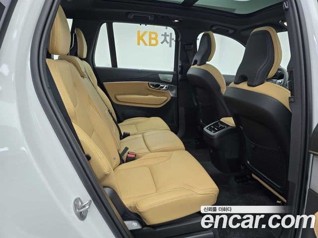 Volvo XC90 2세대 B6 Ultra Bright, 2025 10