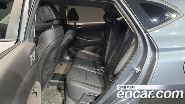 Hyundai All New Tucson Modern, 2017 12