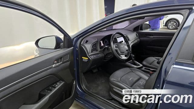 Hyundai Avante AD Special, 2016 10