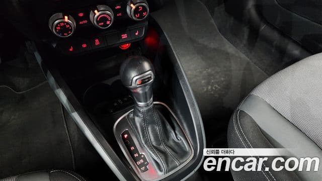 Audi A1 30 TDI Sport, 2015 9