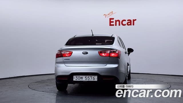 Kia All New Pride Smart Special, 2013 4