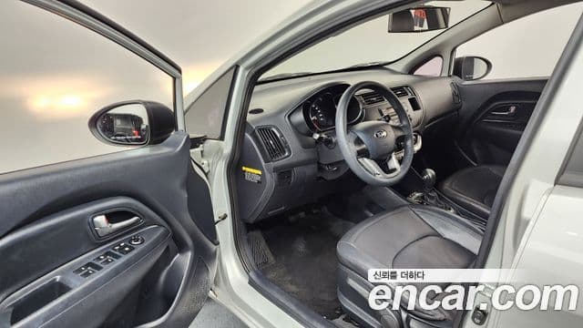 Kia All New Pride Smart Special, 2013 10