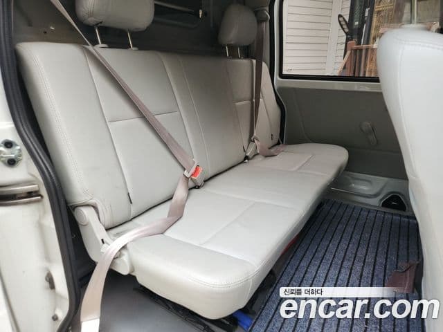 신위안 이티밴 4인승, 2024 7
