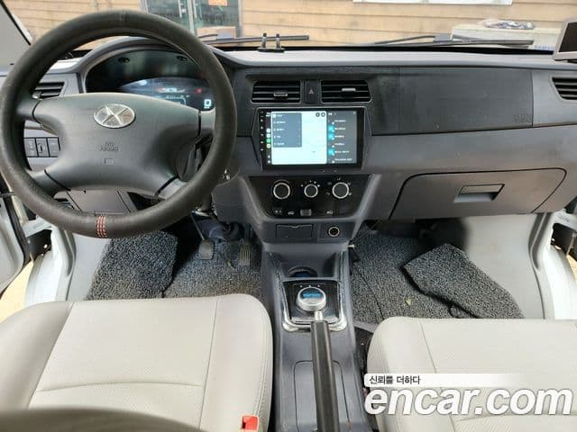 신위안 이티밴 4인승, 2024 10