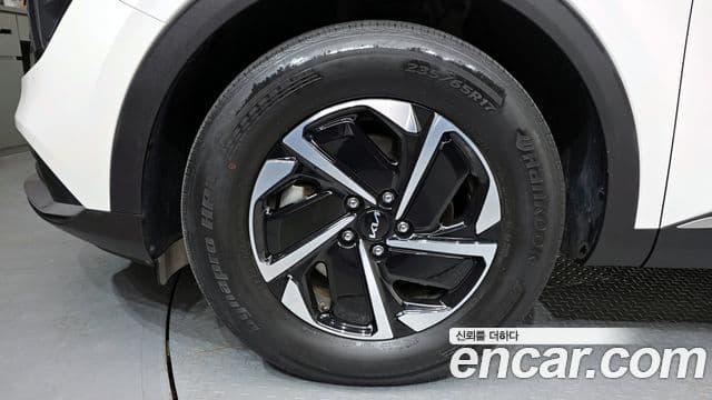 Kia Sportage 5세대 гибрид Prestige 2WD, 2023 все фото