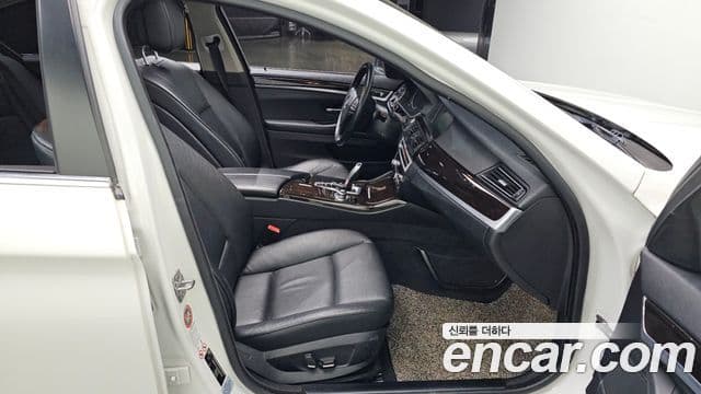 BMW 5시리즈 (F10), 2013 12