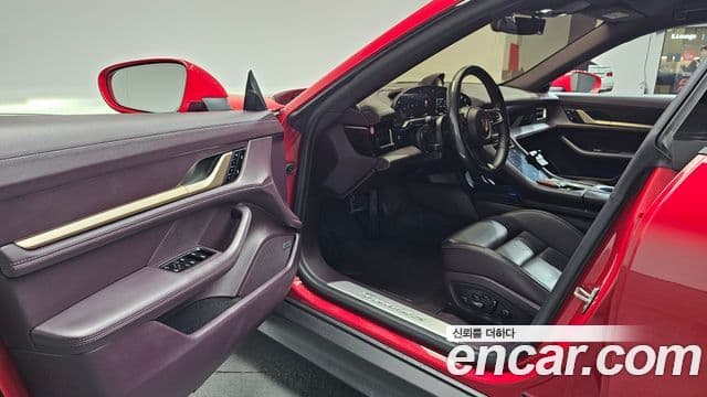 Porsche 타이칸 4S, 2021 11