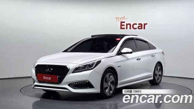 Hyundai LF Sonata гибрид Modern, 2015 1