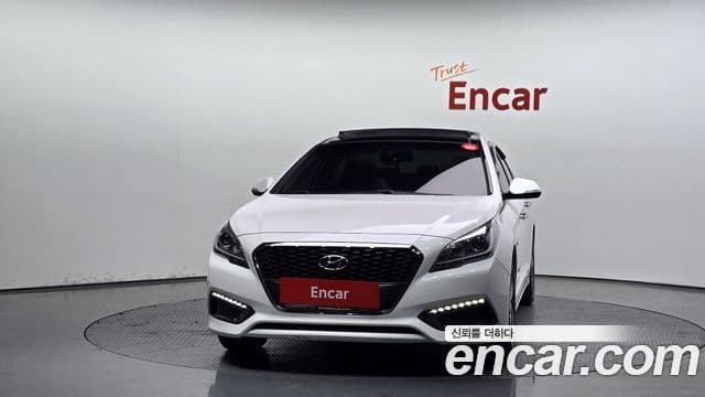 Hyundai LF Sonata гибрид Modern, 2015 3