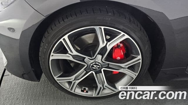 Kia 스팅어 GT, 2018 все фото