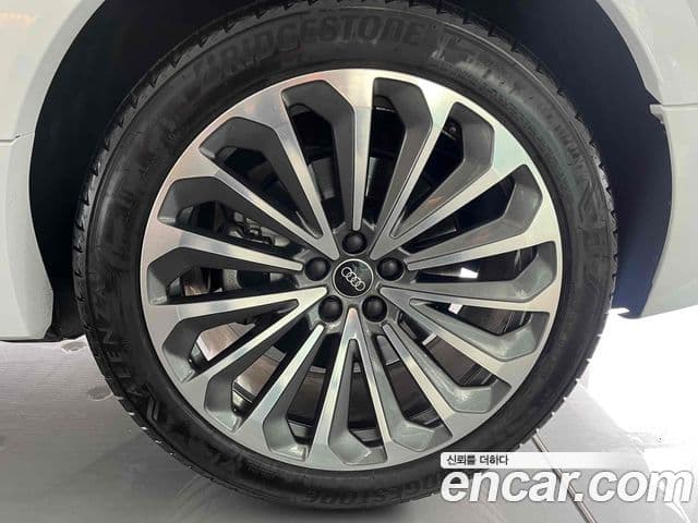 Audi Q8 e-Tron (GE) Premium, 2024 все фото