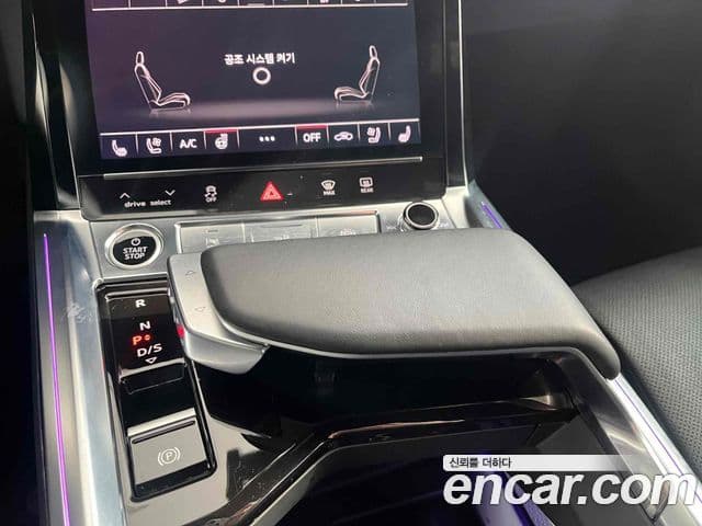 Audi Q8 e-Tron (GE) Premium, 2024 9