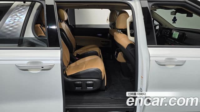 Kia Carnival 4세대 Signature, 2022 12