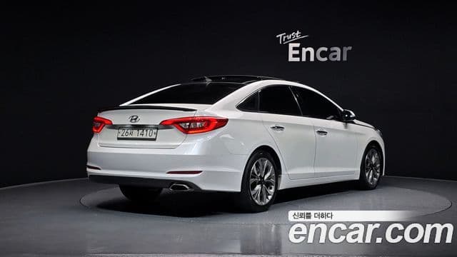 Hyundai LF Sonata Premium, 2015 2