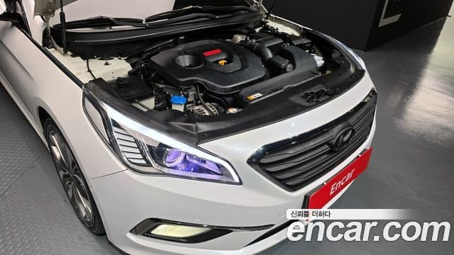 Hyundai LF Sonata Premium, 2015 6