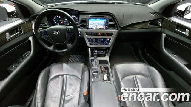 Hyundai LF Sonata Premium, 2015 7