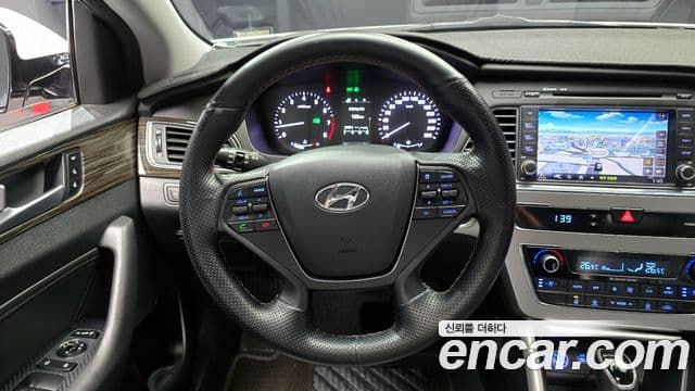 Hyundai LF Sonata Premium, 2015 14