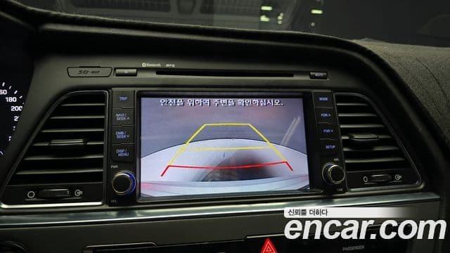Hyundai LF Sonata Premium, 2015 16