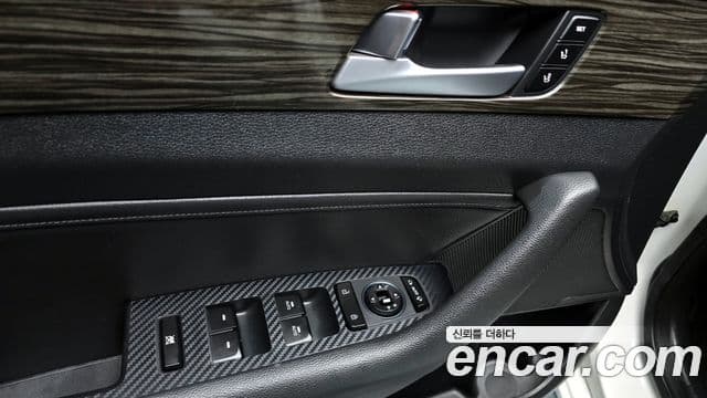 Hyundai LF Sonata Premium, 2015 18