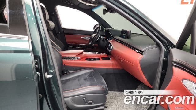 Genesis GV70, 2022 11
