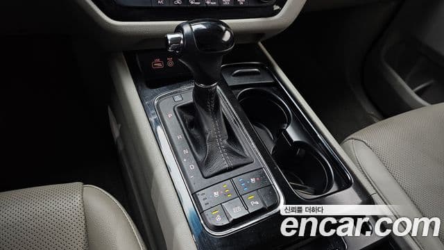Kia All New Carnival Prestige, 2016 9