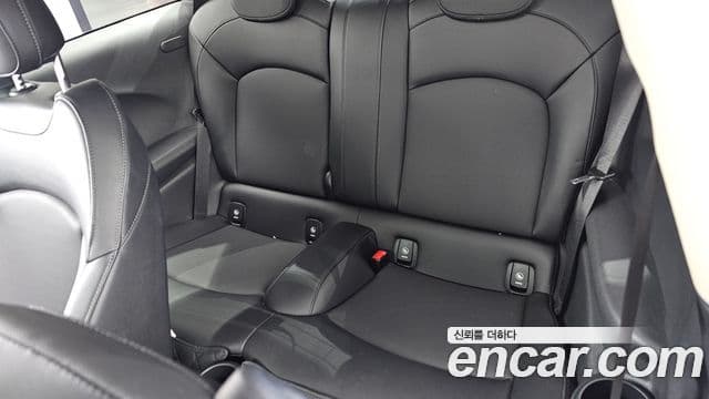 Mini Cooper 3세대, 2017 12