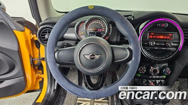 Mini Cooper 3세대, 2017 13
