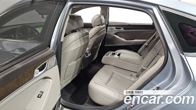 Genesis G80 Premium Luxury, 2017 16