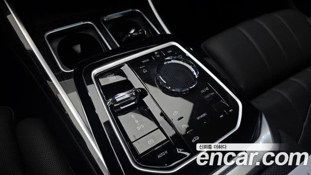 BMW 7시리즈 (G70) 740i xDrive M Sport, 2025 9