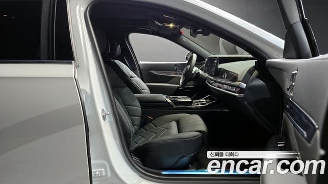 BMW 7시리즈 (G70) 740i xDrive M Sport, 2025 10