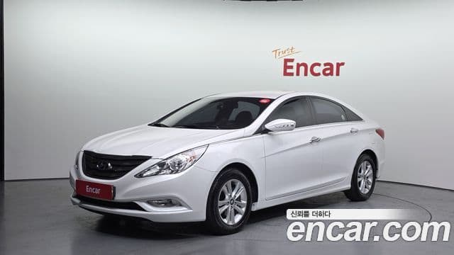 Hyundai YF Sonata топовая версия, 2010 1