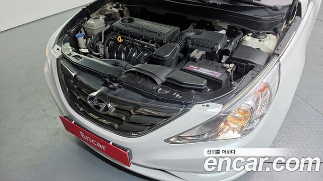 Hyundai YF Sonata топовая версия, 2010 6