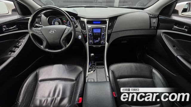 Hyundai YF Sonata топовая версия, 2010 7