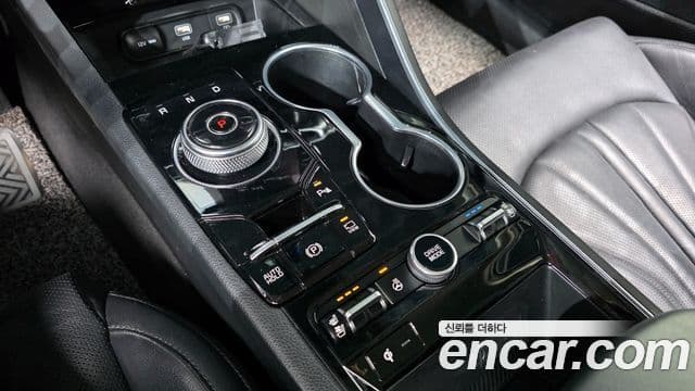 Kia K5 3세대 Signature, 2022 9