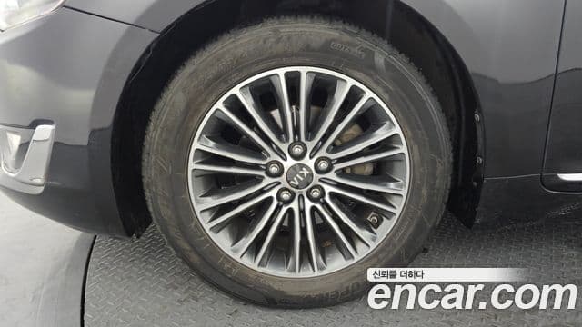 Kia The / новый New K7 Luxury, 2015 все фото