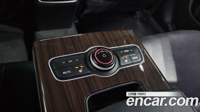 Kia The / новый New K7 Luxury, 2015 18