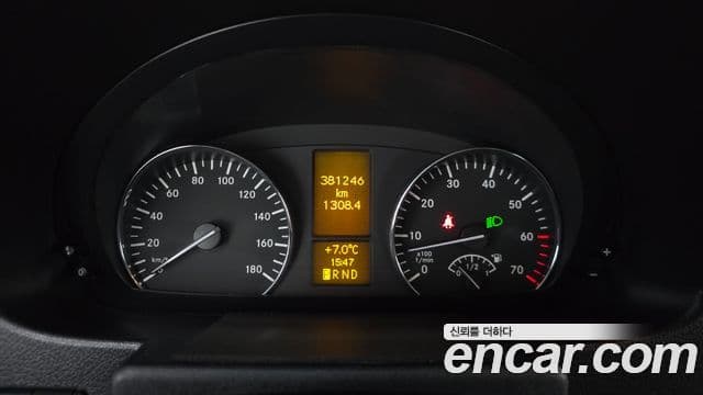 Mercedes-Benz 스프린터 W906, 2011 8