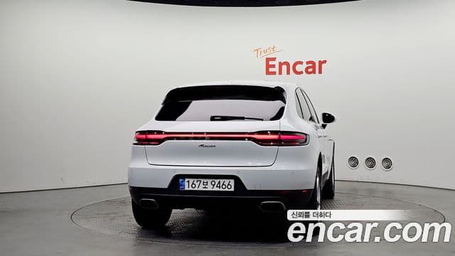Porsche Macan 95B, 2020 4
