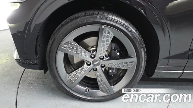 Genesis GV70, 2021 все фото